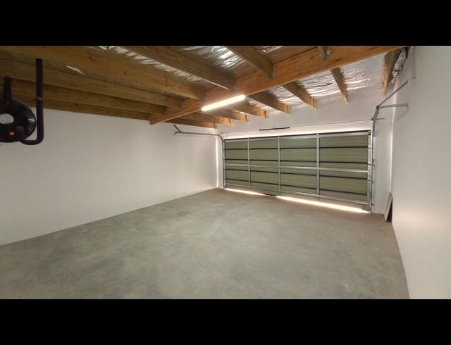 3 BEDROOM HOUSE FOR SALE IN BRITANNIA BEACH ESTATE